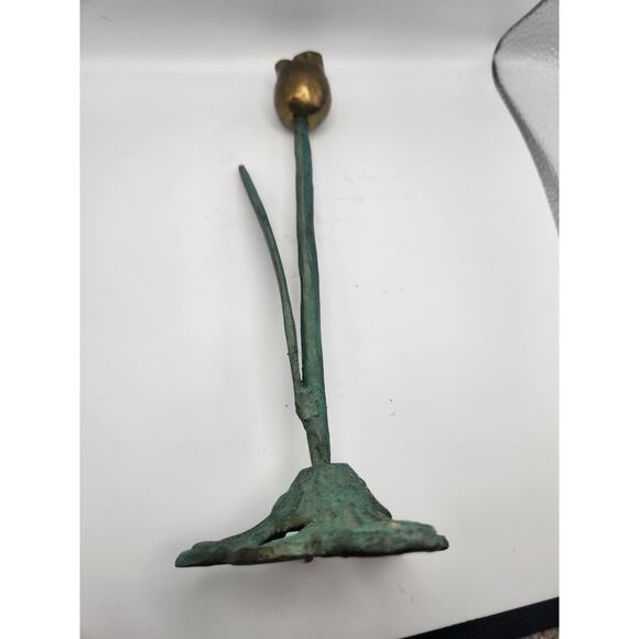 Brass tulip candle holder pair beautiful form - Picture 6 of 11